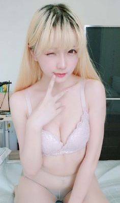 韩国激情大合集在线观看经典片_720在线视频播放