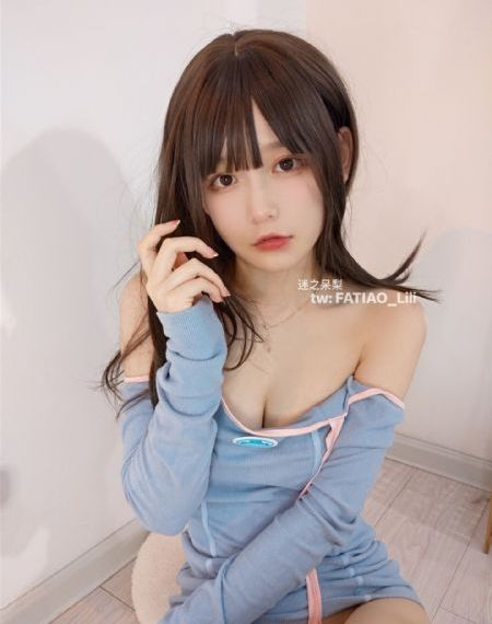 初恋对象居然是姐姐_在线观看完整版电影在线观看