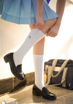 会唱歌的大姐姐也想谈恋爱_4K免费在线播放