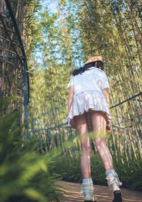 钟爱宝性大赛无删减版_4K全集在线观看